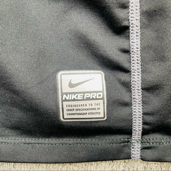 Nike Pro Fitted Long Sleeved Black Dri-Fit Training Shirt Women’s Size L (12-14) - Picture 4 of 9